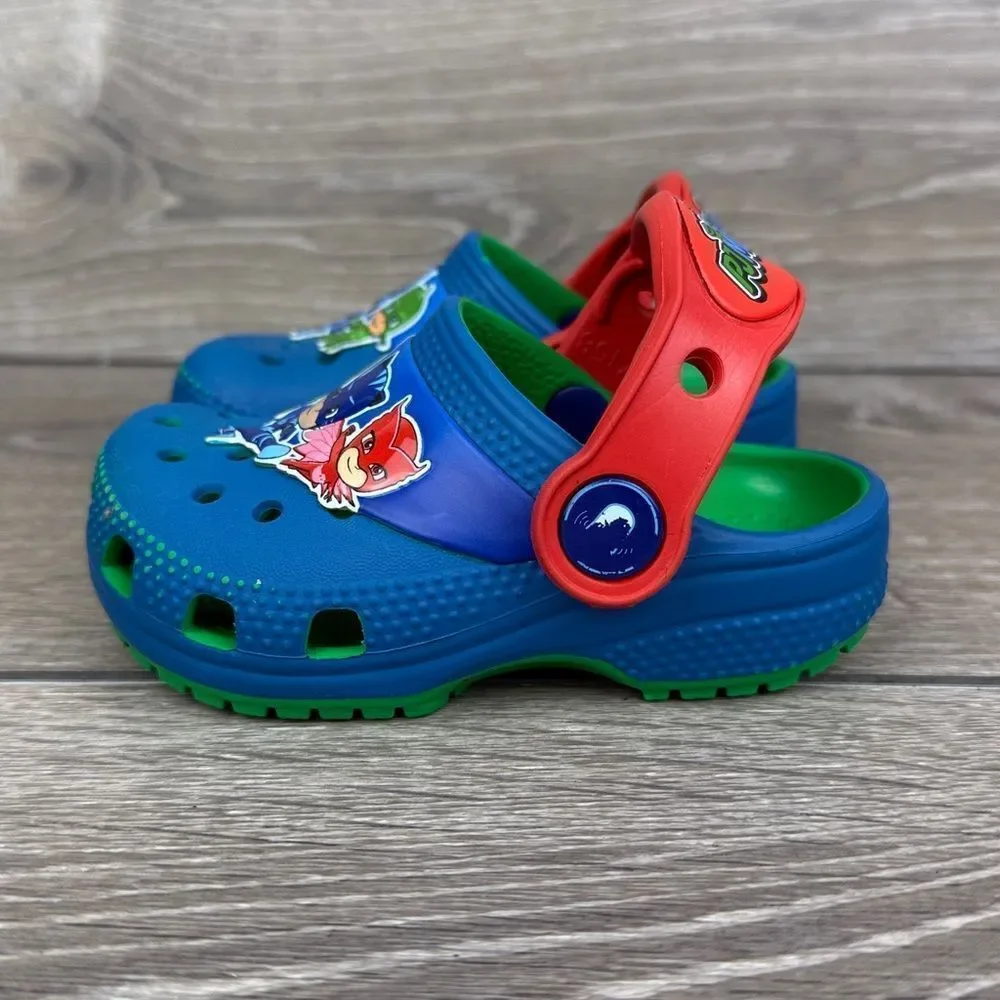 CROCS comfortable sandals